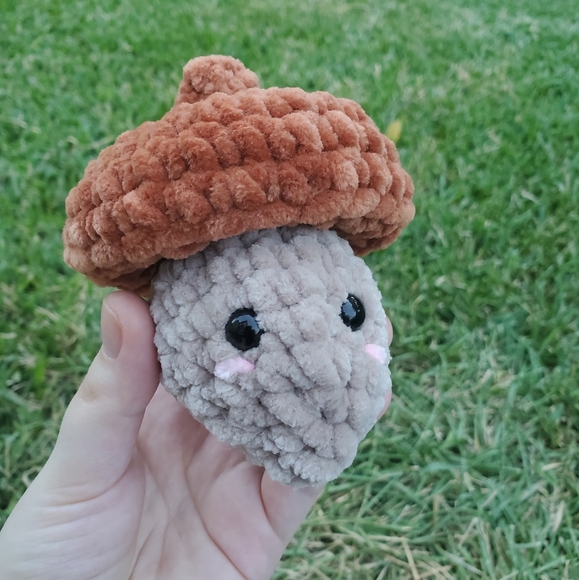 Crocheted Acorn Pop Toy‎ - Picture 7 of 8